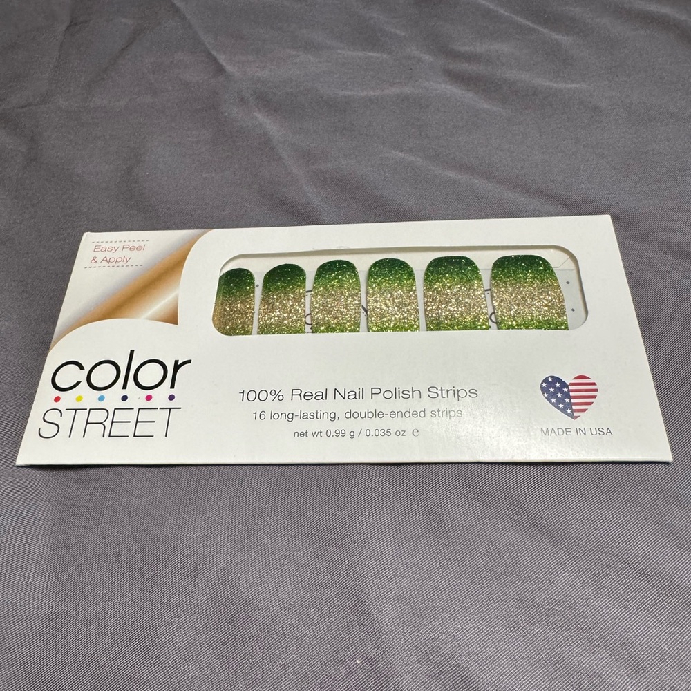 *Rare HTF* Color Street: It’s Gold in Here | St. Patrick’s Day Green Glitter - Picture 3 of 8